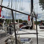 Voilier Confortable En Bois A Cotes Des Plages Et Ferries