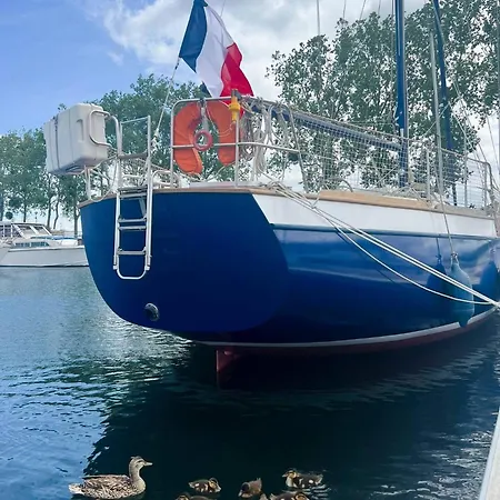 船屋 Voilier Confortable En Bois A Cotes Des Plages Et Ferries